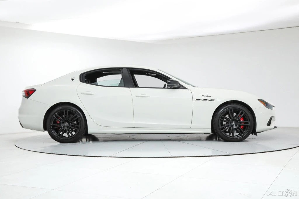 2024 Maserati Ghibli 3rd Gen - Image 7 of 21