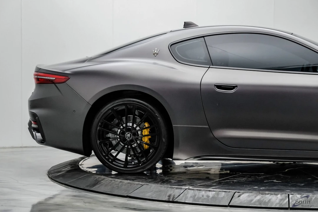 2024 Maserati GranTurismo Trofeo - Image 26 of 31
