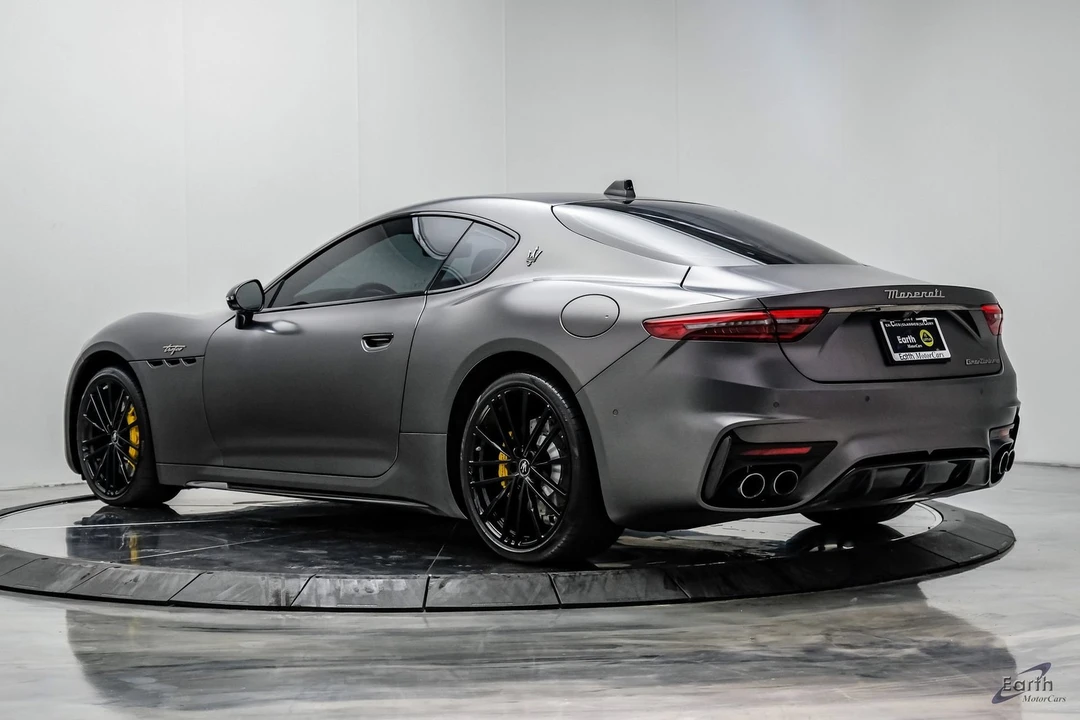 2024 Maserati GranTurismo Trofeo - Image 12 of 31