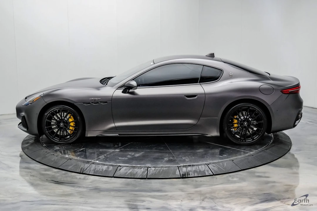 2024 Maserati GranTurismo Trofeo - Image 9 of 31