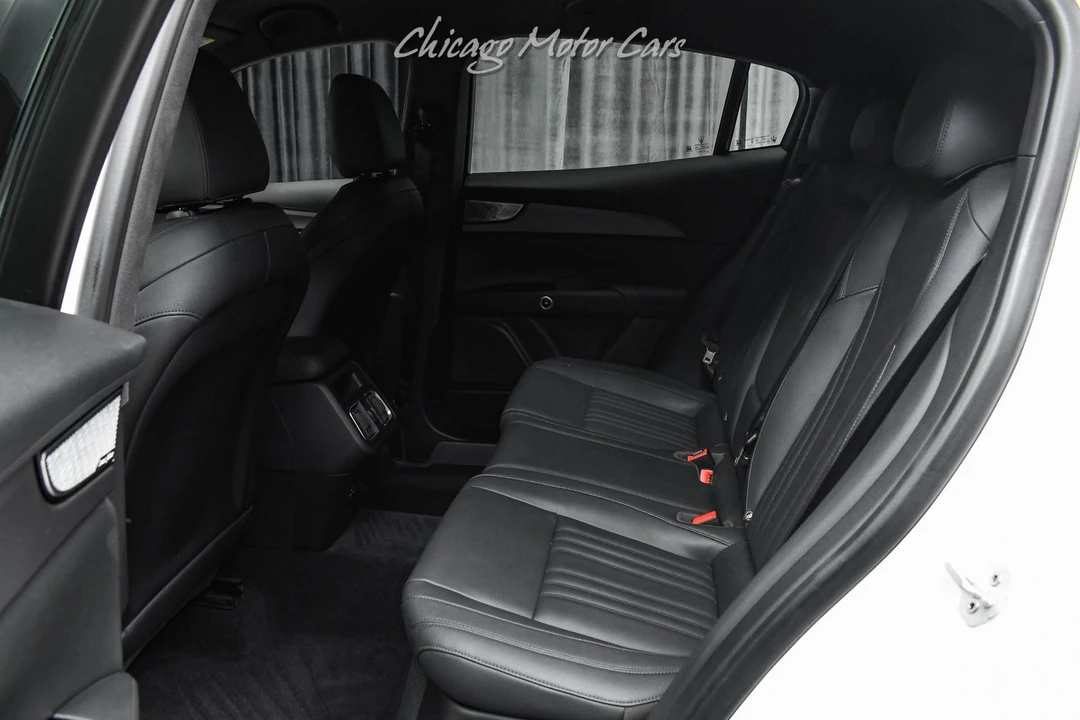 2024 Maserati Grecale - Image 24 of 31