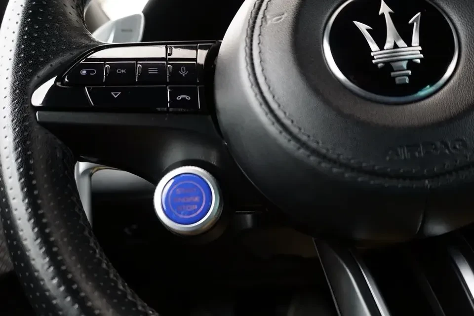 2024 Maserati Grecale - Image 16 of 20