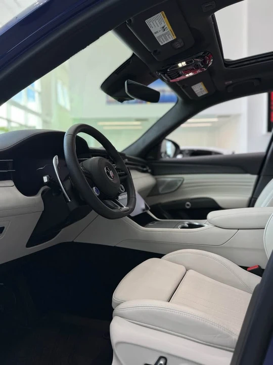 2024 Maserati Grecale - Image 3 of 5