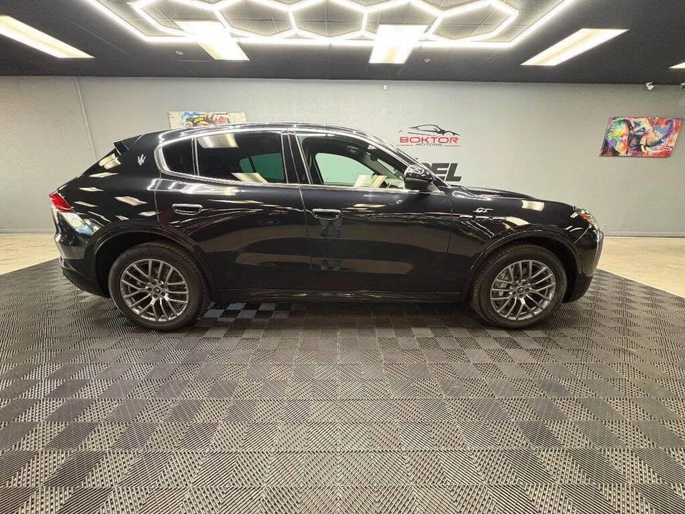 2024 Maserati Grecale - Image 15 of 31