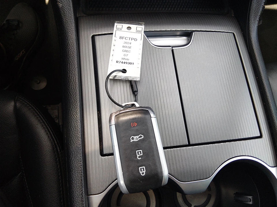 2024 Maserati Grecale - Image 15 of 21