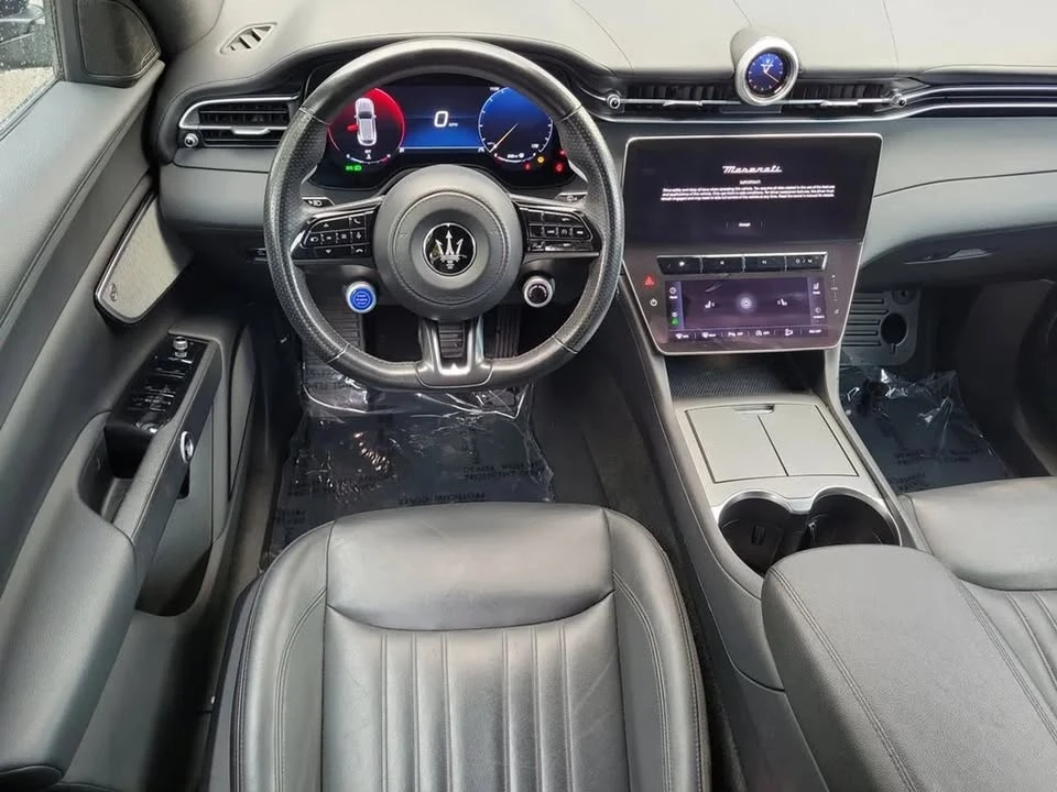 2024 Maserati Grecale - Image 17 of 20