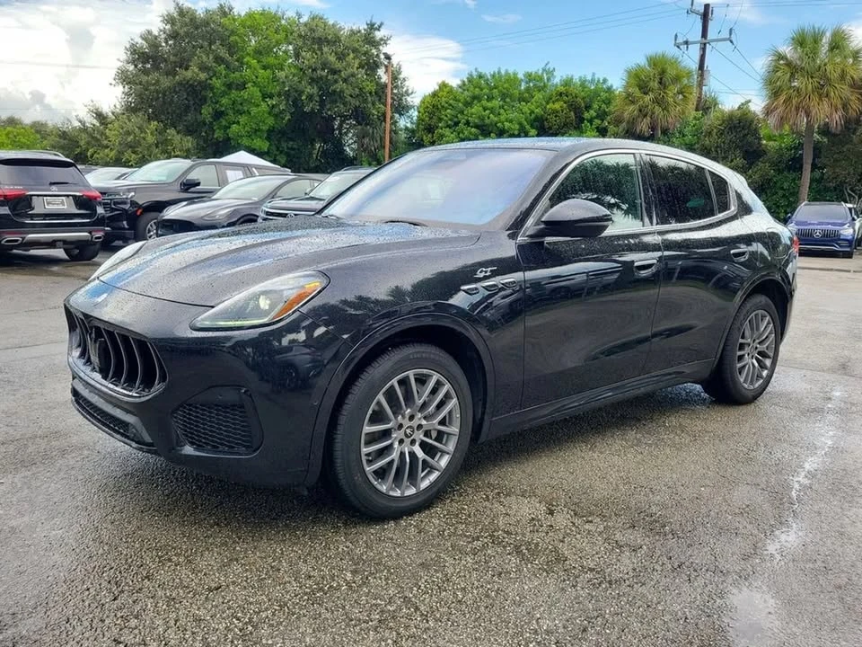 2024 Maserati Grecale - Image 2 of 20