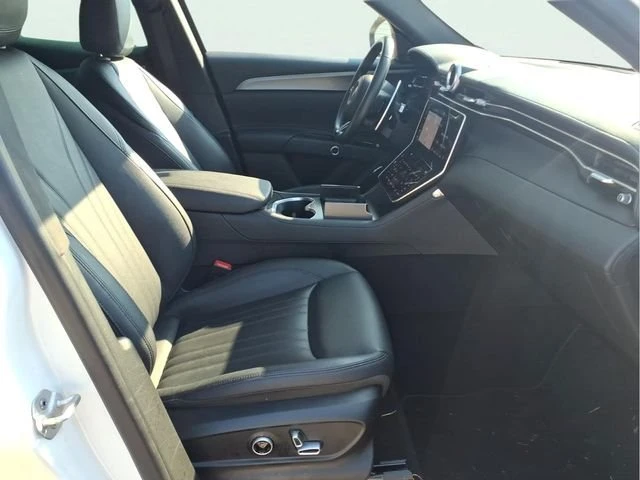 2024 Maserati Grecale - Image 16 of 20