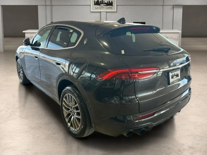 2024 Maserati Grecale - Image 2 of 19