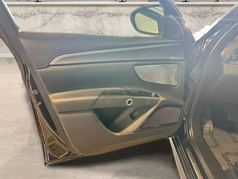 2024 Maserati Grecale - Image 10 of 19