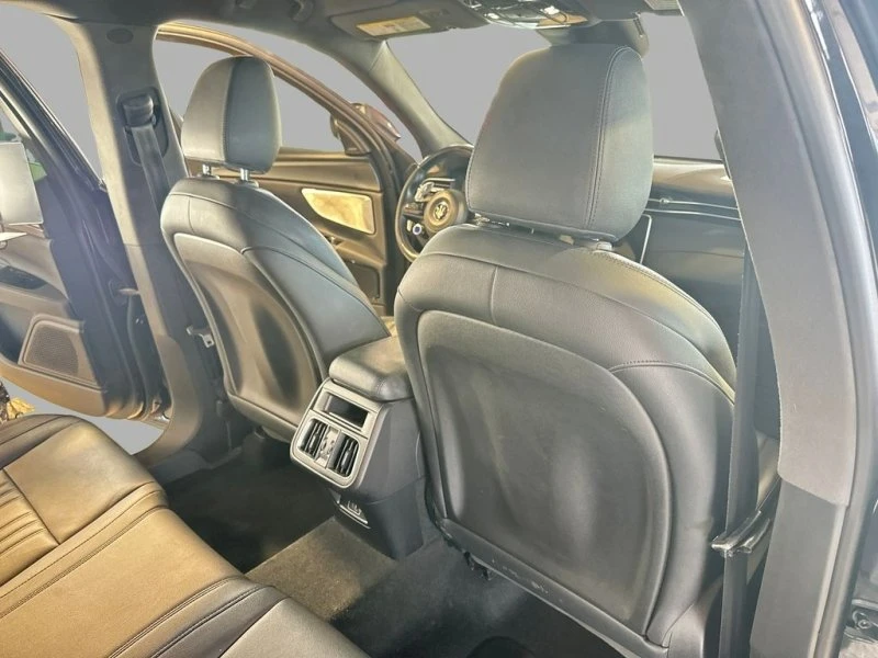 2024 Maserati Grecale - Image 17 of 19