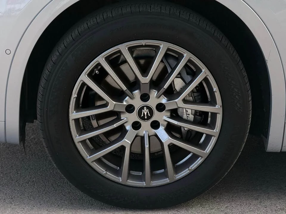 2024 Maserati Grecale - Image 3 of 7