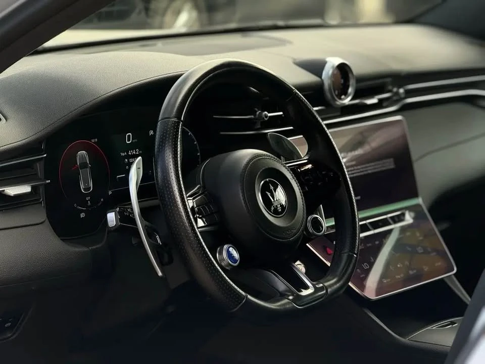 2024 Maserati Grecale - Image 10 of 17