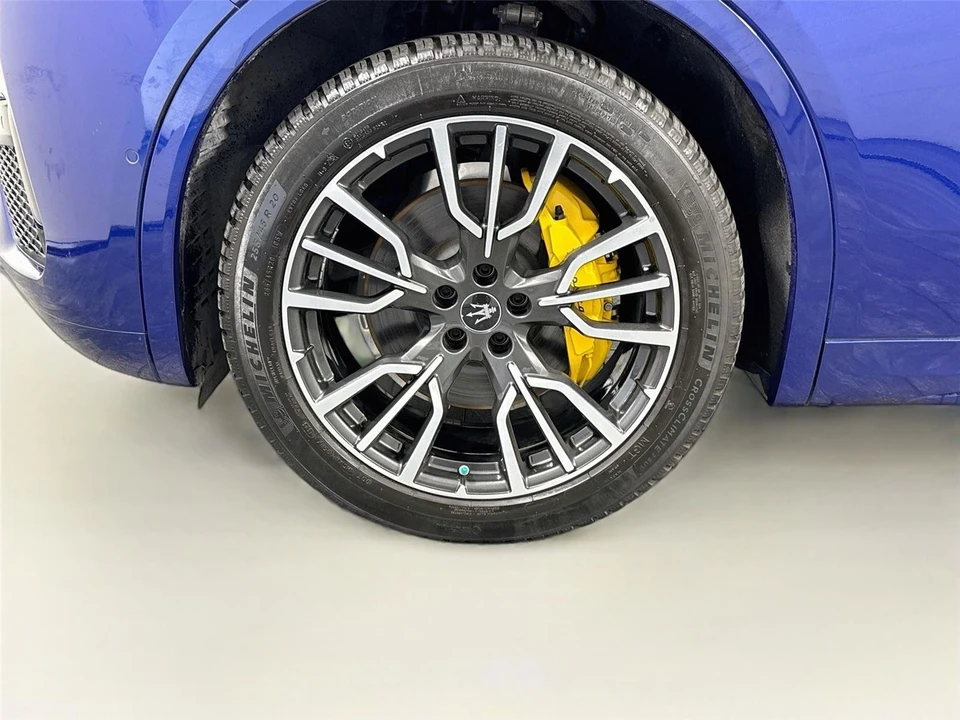 2024 Maserati - Image 16 of 26