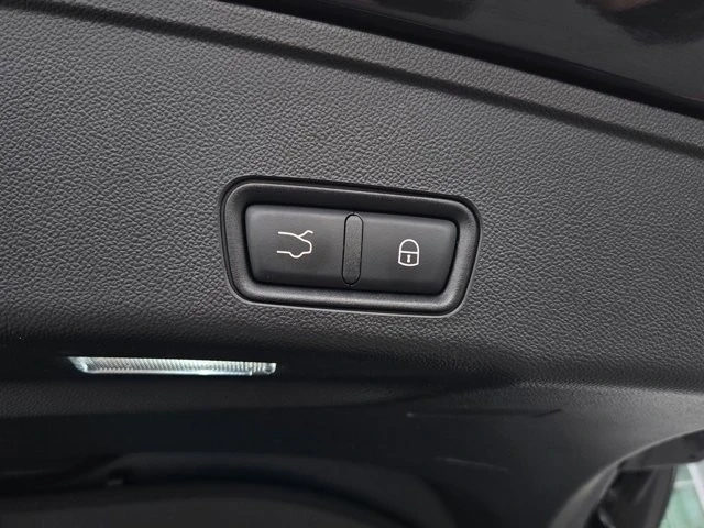 2024 Maserati Grecale - Image 27 of 29