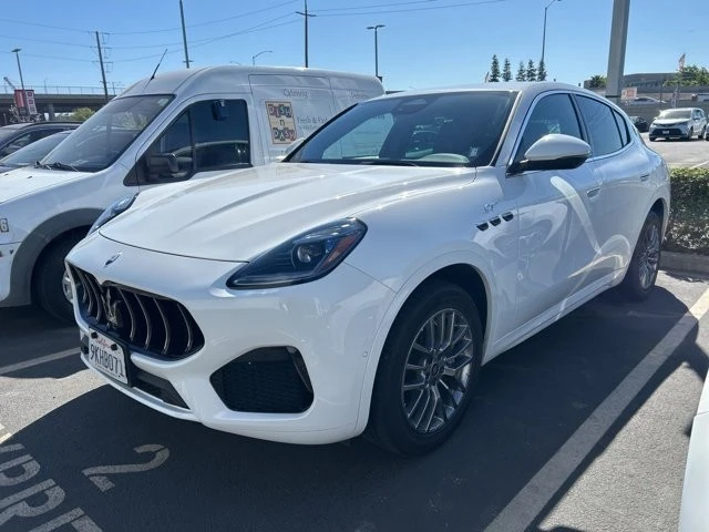 2024 Maserati Grecale - Image 2 of 11