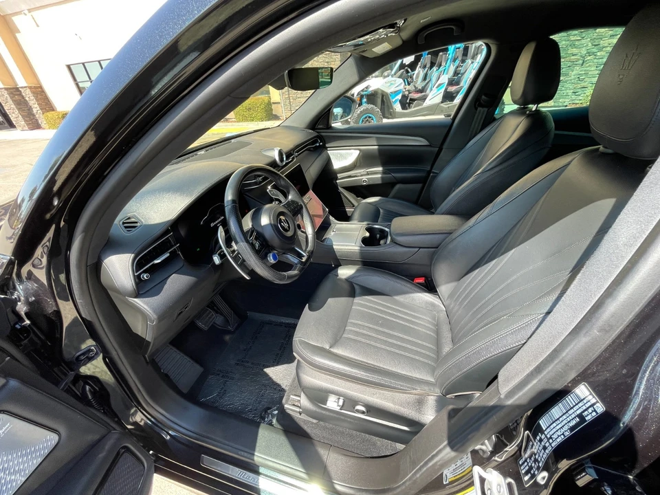 2024 Maserati Grecale - Image 18 of 24