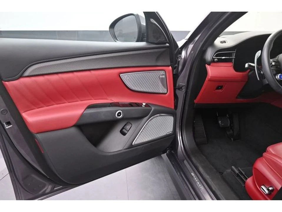 2024 Maserati Grecale - Image 16 of 20