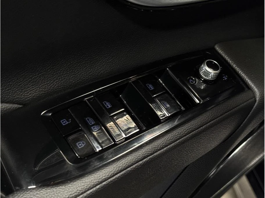 2024 Maserati Grecale - Image 12 of 20