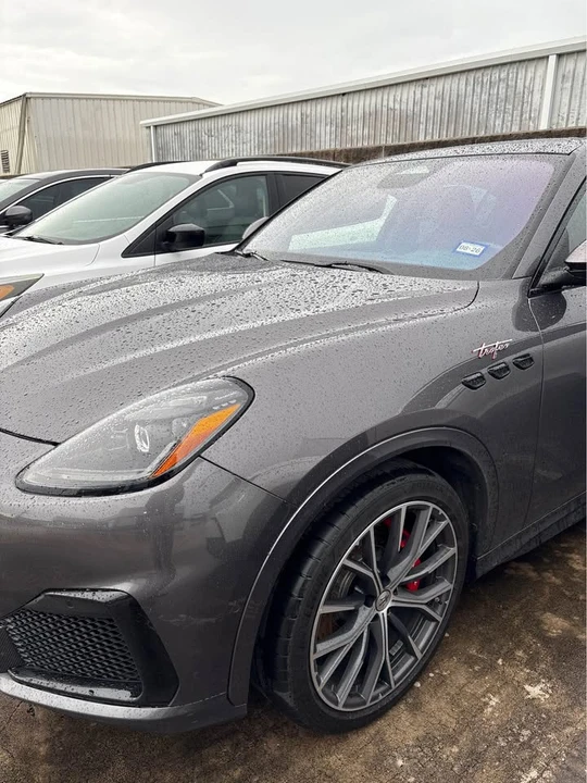 2024 Maserati Grecale - Image 8 of 13