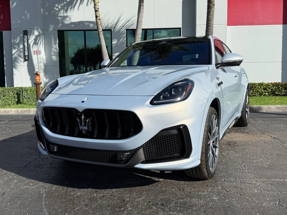 2024 Maserati Grecale - Image 8 of 21