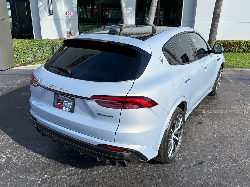 2024 Maserati Grecale - Image 16 of 21