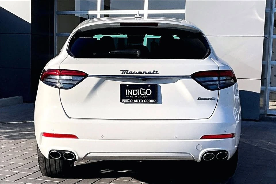 2024 Maserati Levante - Image 3 of 14