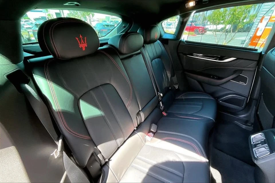 2024 Maserati Levante - Image 14 of 14