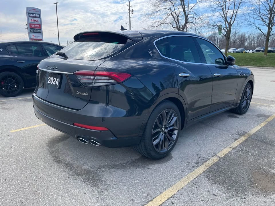 2024 Maserati Levante Modena - Image 4 of 7