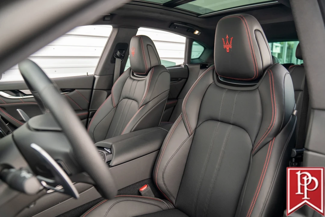2024 Maserati Levante - Image 10 of 21