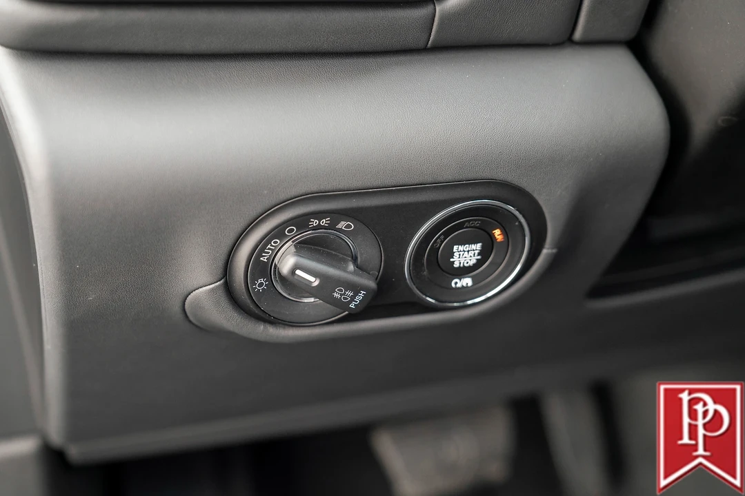 2024 Maserati Levante - Image 15 of 21