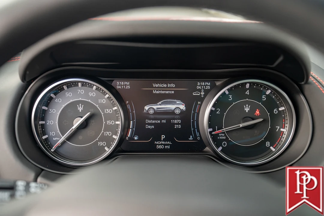 2024 Maserati Levante - Image 17 of 21