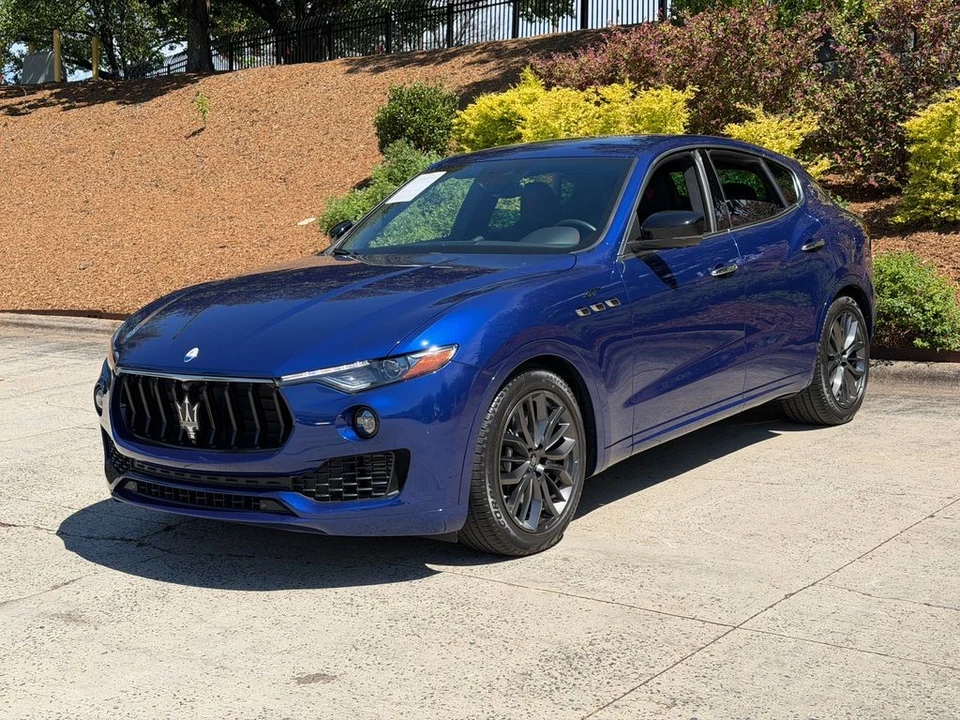 2024 Maserati Levante - Image 8 of 21