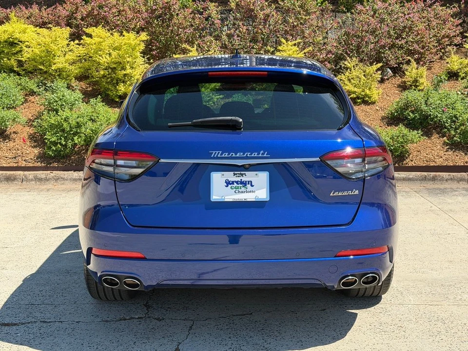 2024 Maserati Levante - Image 5 of 21