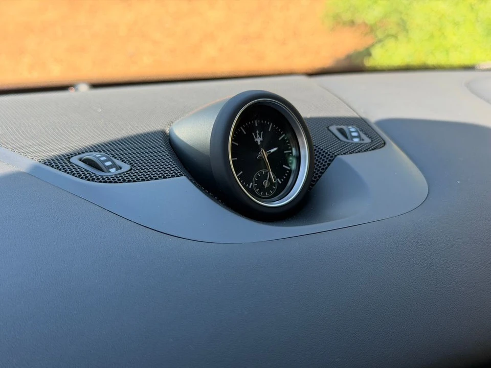 2024 Maserati Levante - Image 19 of 21