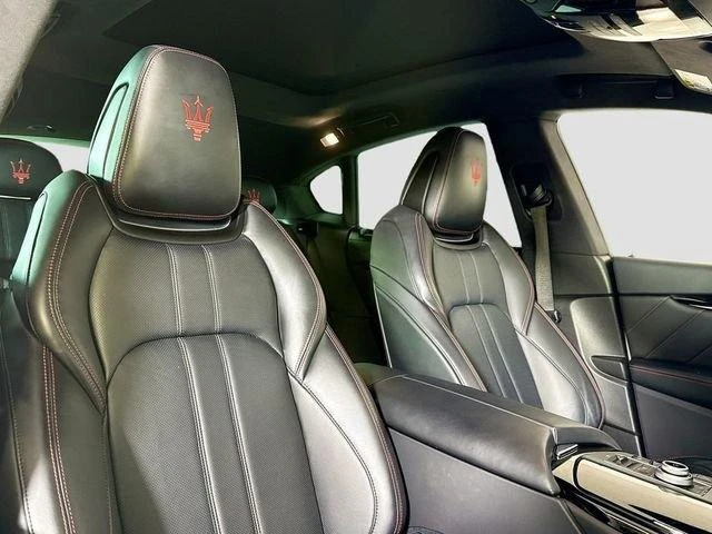 2024 Maserati Levante - Image 16 of 20