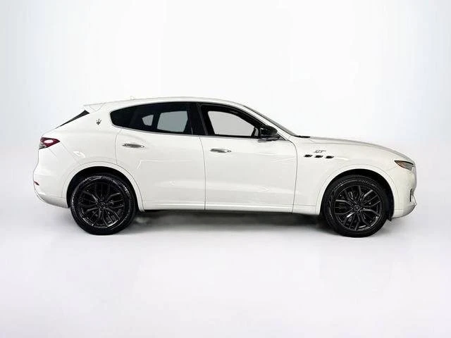 2024 Maserati Levante - Image 6 of 20