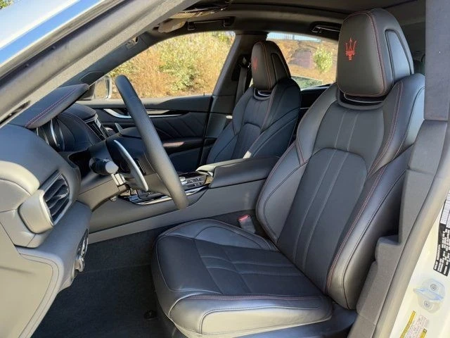 2024 Maserati Levante - Image 18 of 21
