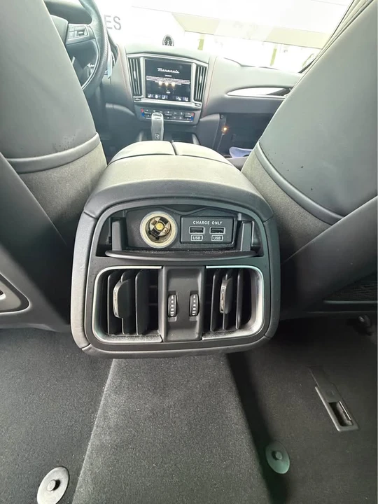 2024 Maserati Levante Modena - Image 12 of 20