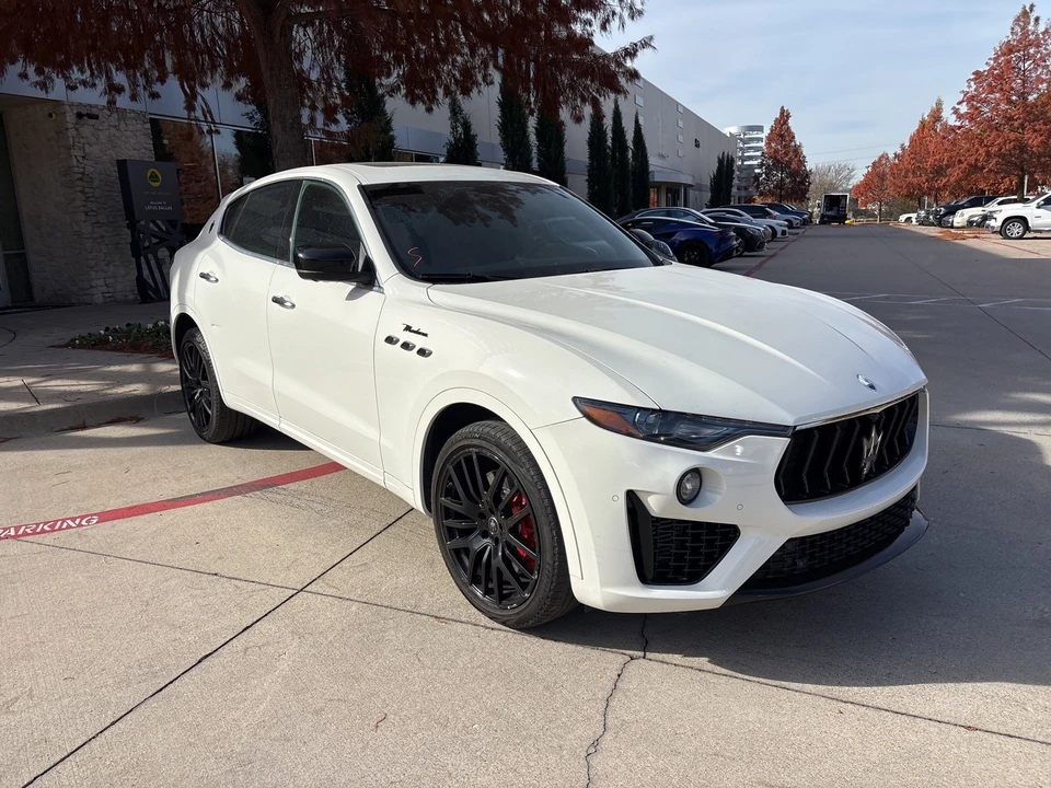 2024 Maserati Levante Modena - Image 3 of 8