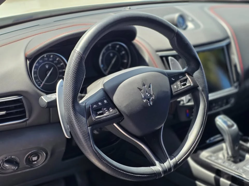 2024 Maserati Levante Modena - Image 12 of 19