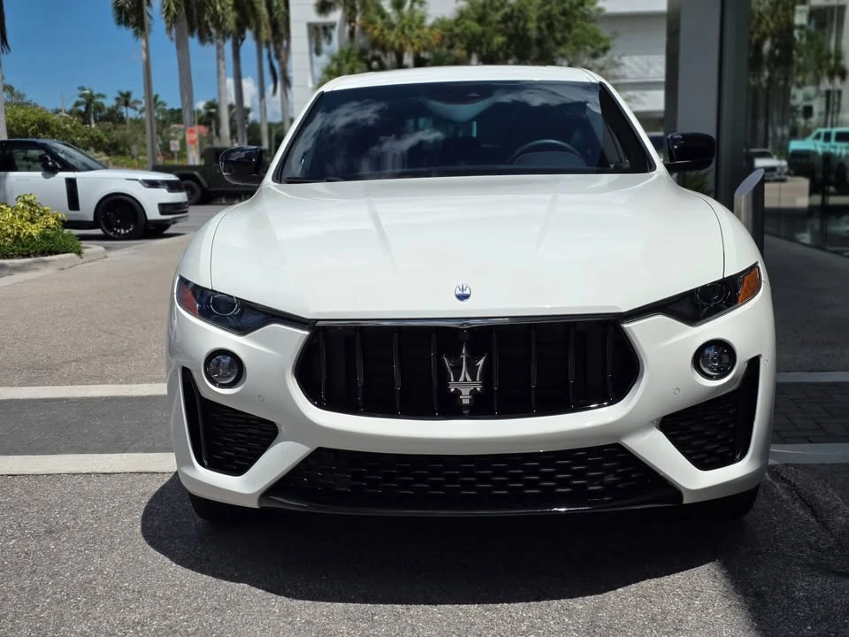 2024 Maserati Levante Modena - Image 2 of 19
