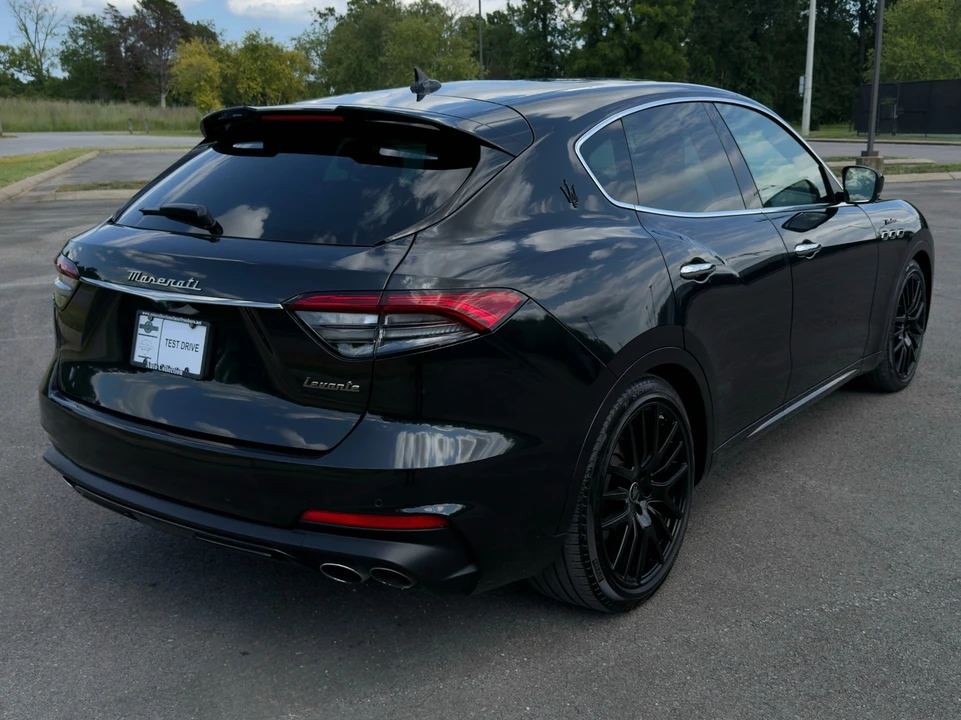 2024 Maserati Levante Modena - Image 3 of 31