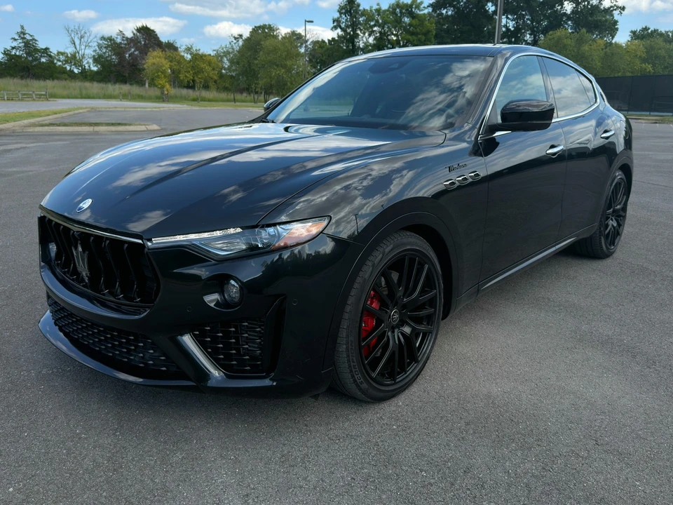 2024 Maserati Levante Modena - Image 2 of 31