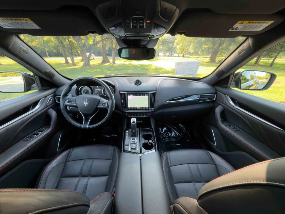 2024 Maserati Levante Modena - Image 29 of 31