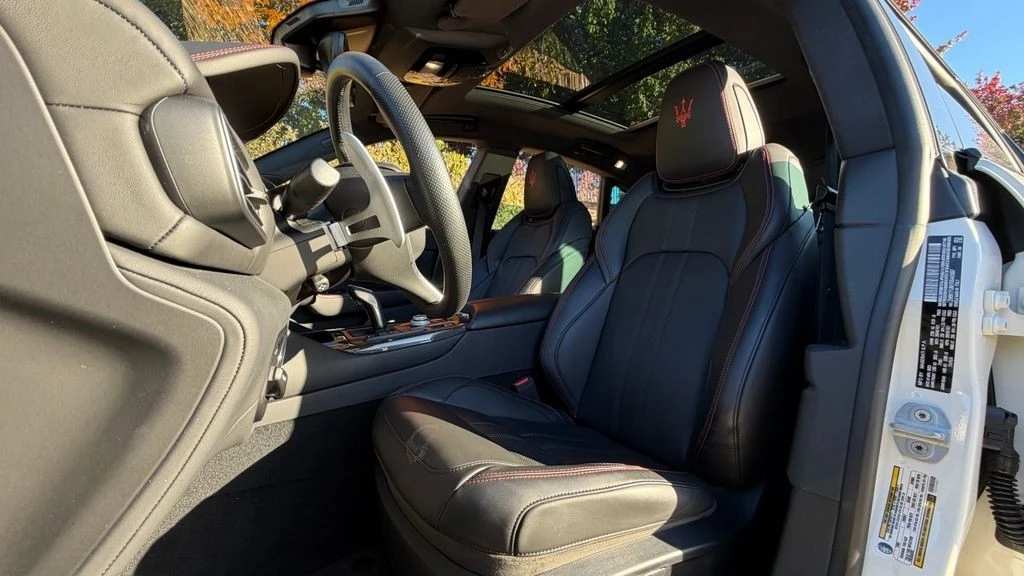 2024 Maserati Levante Modena - Image 19 of 21