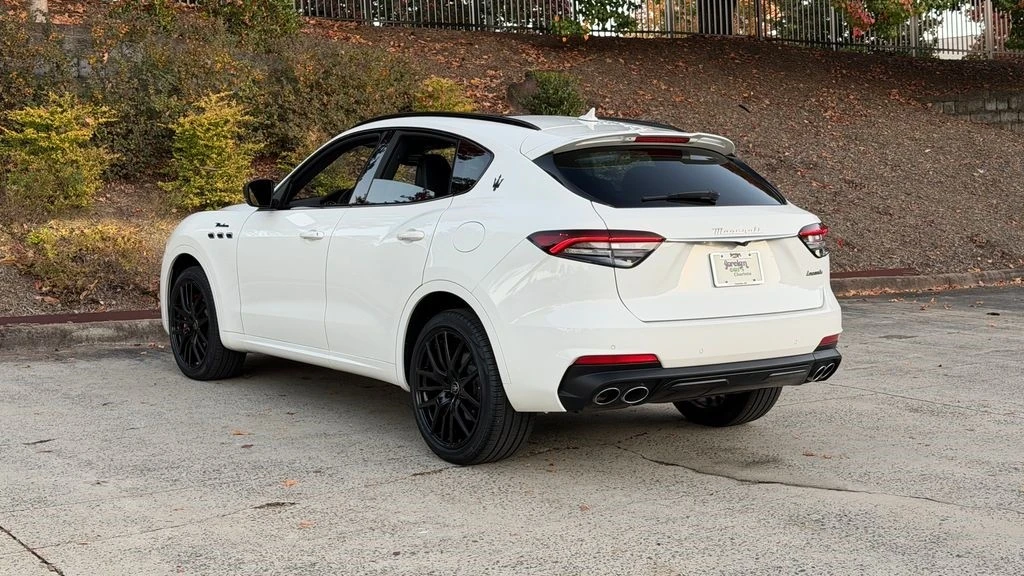 2024 Maserati Levante Modena - Image 8 of 21