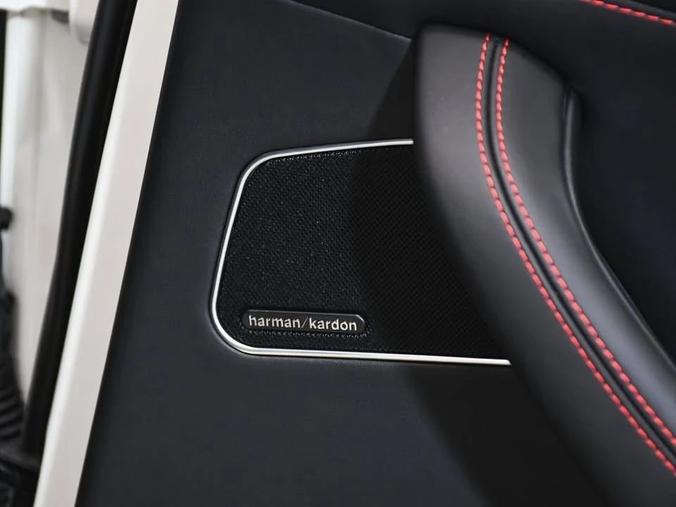 2024 Maserati Levante - Image 18 of 20
