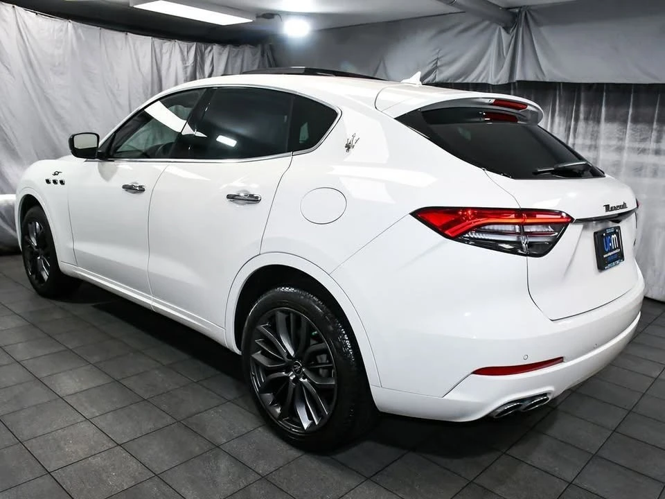 2024 Maserati Levante - Image 4 of 20