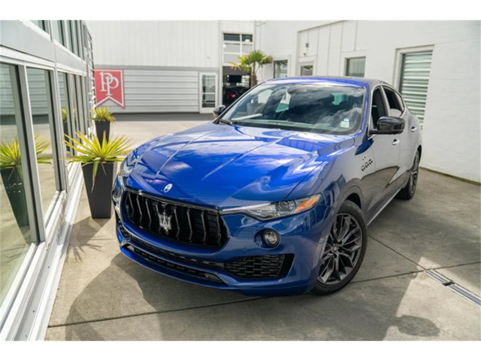 2024 Maserati Levante - Image 3 of 12